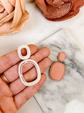 Load image into Gallery viewer, Organic Framed Rounded Rectangular Dangle Polymer Clay Cutter Set
