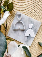 Load image into Gallery viewer, Organic Arch Set The Lola