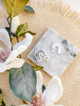 Load image into Gallery viewer, Valentines Arch Candy Cane Cutter