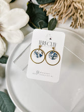 Load image into Gallery viewer, The Puck