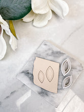 Load image into Gallery viewer, Pointy Oval Framed Polymer Clay Cutter