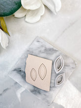 Load image into Gallery viewer, Pointy Oval Framed Polymer Clay Cutter