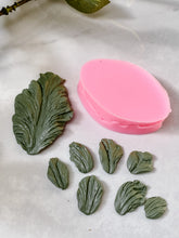 Load image into Gallery viewer, Leaf Veiner Petal Press Polymer Clay Mold #1
