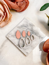Load image into Gallery viewer, Teardrop #1 Polymer Clay Cutter