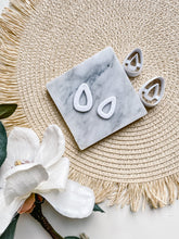 Load image into Gallery viewer, Teardrop Donut Polymer Clay Cutter
