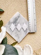 Load image into Gallery viewer, Detailed Rhombus Polymer Clay Cutter
