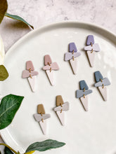 Load image into Gallery viewer, Geometric Dangle Clay Cutter