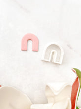 Load image into Gallery viewer, Arch Regular Polymer Clay Cutter