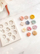 Load image into Gallery viewer, Stud Floral Mold