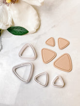 Load image into Gallery viewer, Framed Triangle Polymer Clay Cutters