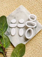 Load image into Gallery viewer, Pebbles Dangle Set Polymer Clay Cutters