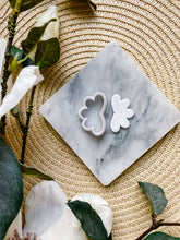 Load image into Gallery viewer, Half Scalloped Flower Polymer Clay Cutter
