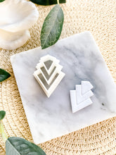 Load image into Gallery viewer, Infinite Triangles Polymer Clay Cutter