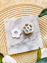 Load image into Gallery viewer, Flower Donut Polymer Clay Cutter
