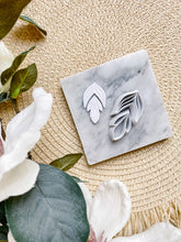 Load image into Gallery viewer, Art Deco Shape Polymer Clay Cutter PCC1096