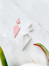 Load image into Gallery viewer, Rhombus Sharp Dual Dangle Set Polymer Clay Cutter