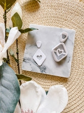 Load image into Gallery viewer, Valentine’s Rhombus Donut