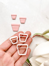 Load image into Gallery viewer, Plant Pot Polymer Clay Cutter
