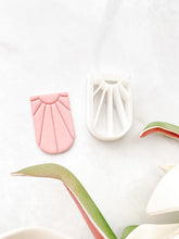 Load image into Gallery viewer, Halfsun Arch Arch Polymer Clay Cutter