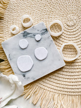 Load image into Gallery viewer, Organic Circle Polymer Clay Cutter