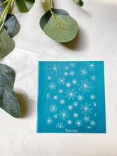 Load image into Gallery viewer, Simple Flowers Silk Screen