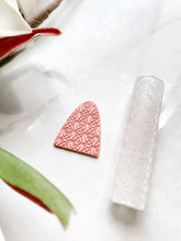 Load image into Gallery viewer, Lace Texture Roller