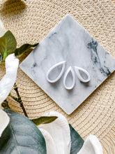 Load image into Gallery viewer, Teardrop Rounded Polymer Clay Cutters