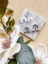 Load image into Gallery viewer, Organic Arch Polymer Clay Cutter