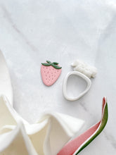 Load image into Gallery viewer, Strawberry Set Polymer Clay Cutter