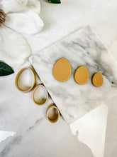 Load image into Gallery viewer, Easter Egg Polymer Clay Cutter