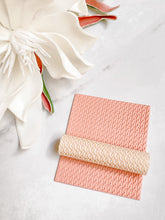 Load image into Gallery viewer, Cork Screw Texture Roller