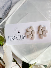 Load image into Gallery viewer, Half Flower Stud