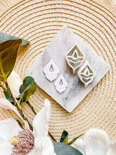 Load image into Gallery viewer, Art Deco Shape Polymer Clay Cutter
