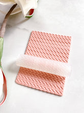 Load image into Gallery viewer, Melt Texture Roller