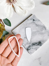 Load image into Gallery viewer, Dagger #2 Polymer Clay Cutter