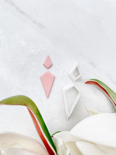 Load image into Gallery viewer, Rhombus Sharp Dual Dangle Set Polymer Clay Cutter
