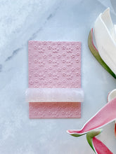 Load image into Gallery viewer, Floral Texture Roller