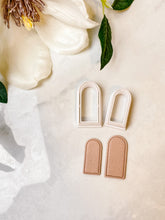 Load image into Gallery viewer, Framed Tall Arch Polymer Clay Cutter