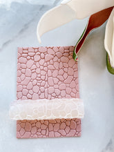 Load image into Gallery viewer, Pebbles Texture Roller