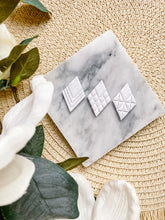 Load image into Gallery viewer, Detailed Rhombus Polymer Clay Cutter