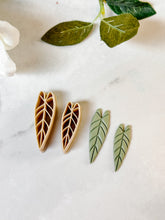 Load image into Gallery viewer, Queen Anthurium Leaf Polymer Clay Cutter
