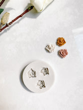 Load image into Gallery viewer, Roses Stud Mold