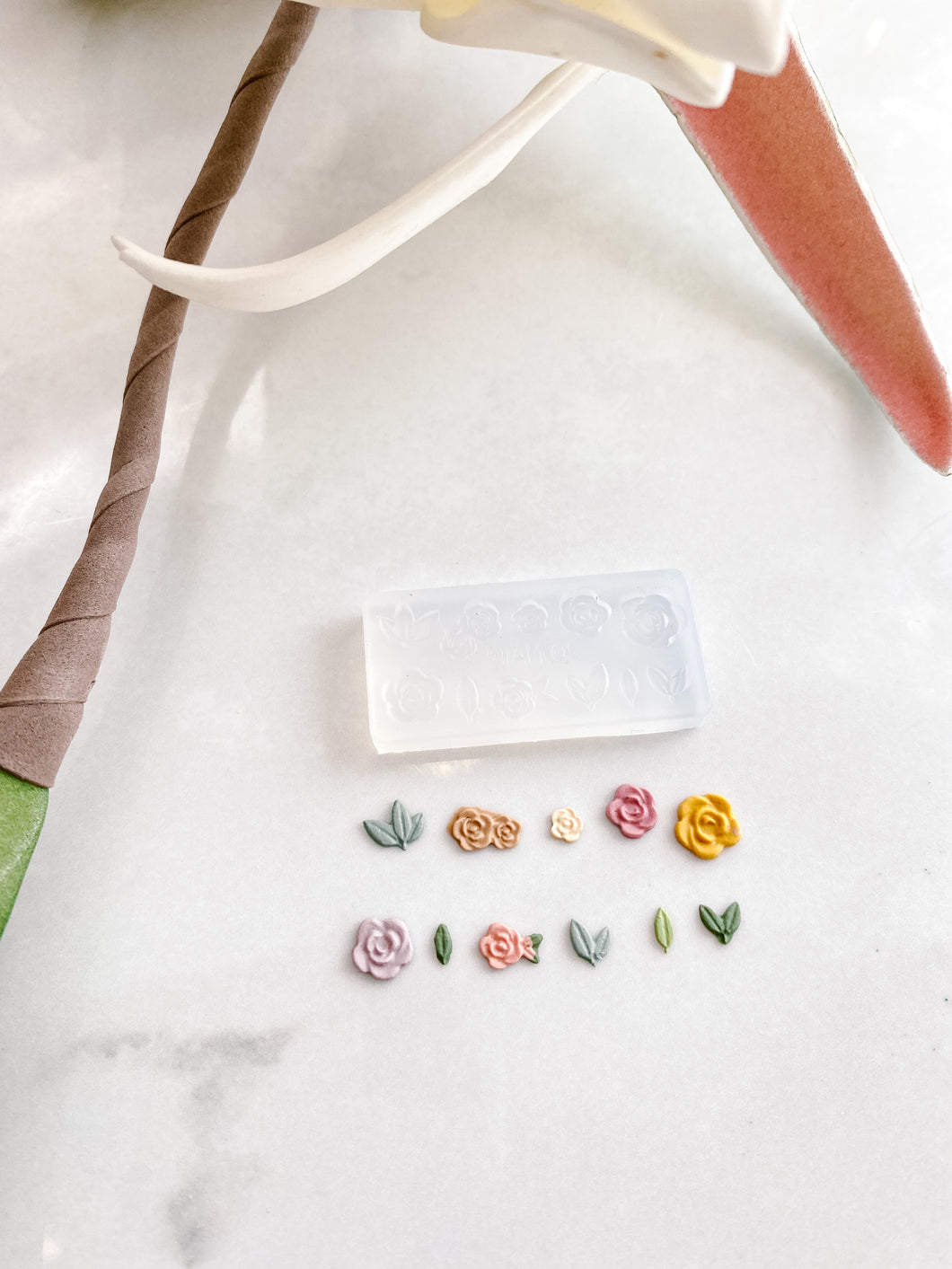 Micro Floral Mold 20