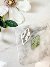Load image into Gallery viewer, Floral Embossed Rhombus Polymer Clay Cutter