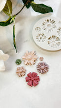 Load image into Gallery viewer, Stud Floral Mold #8