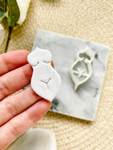 Load image into Gallery viewer, Woman’s Body Polymer Clay Cutter