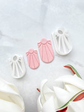 Load image into Gallery viewer, Sunny Dangle Arch Polymer Clay Cutter