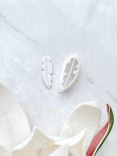 Load image into Gallery viewer, Banana Leaf Polymer Clay Cutter