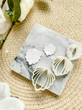 Load image into Gallery viewer, Scalloped Shell Polymer Clay Cutter
