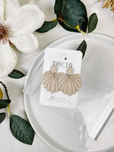 Load image into Gallery viewer, The Lidia